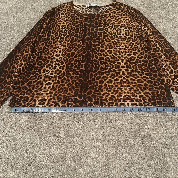 Zara Sparkly Leopard Sweater - Medium - Picture 4 of 4